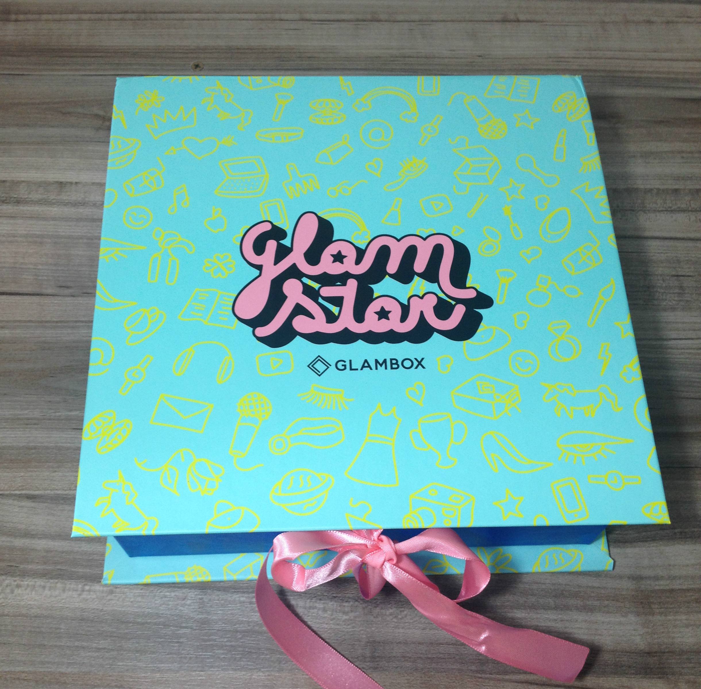 GlamStar | Glambox de outubro