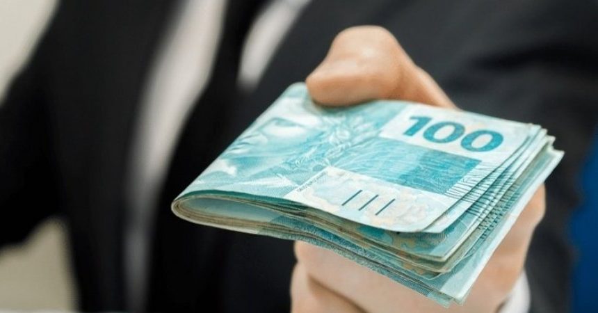 PLUSDIN | Cuidados ao pedir um empréstimo