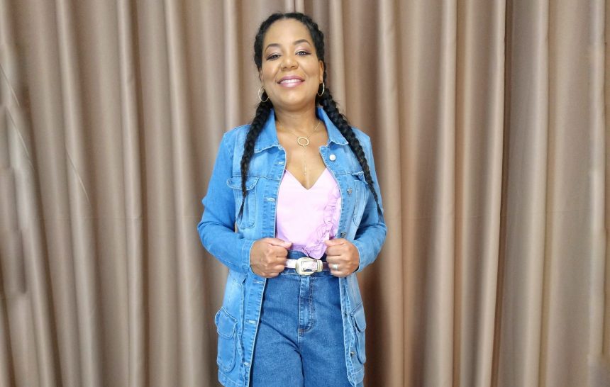 Outfit by Quintess | Mom Jeans