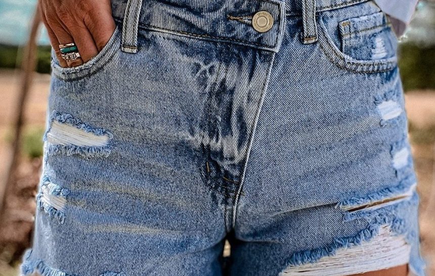 short jeans